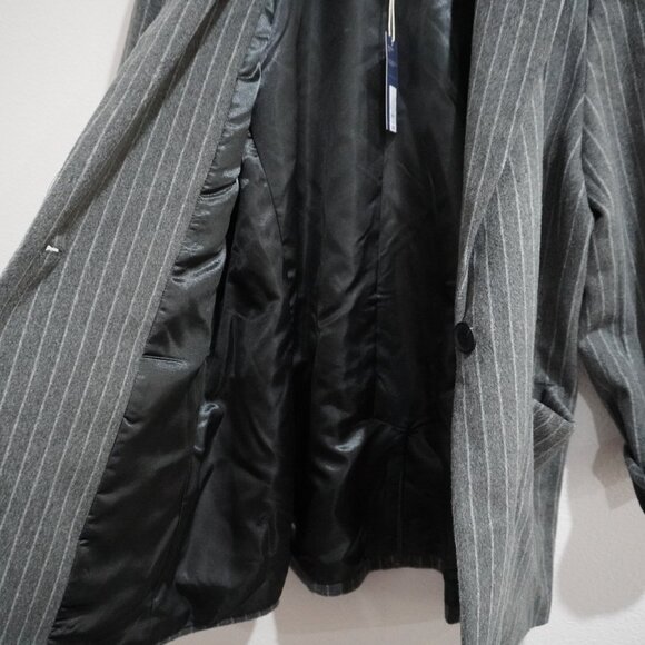Grey Wool Like Pinstripe Relaxed Over Sized Fit Blazer - Women's Size La… - Picture 4 of 14